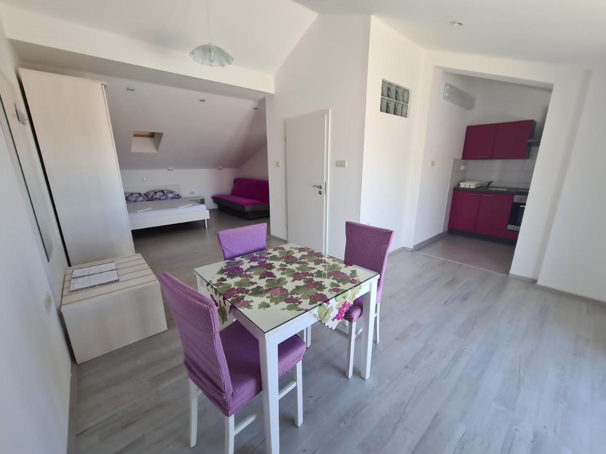סלצה Apartmani Magas מראה חיצוני תמונה